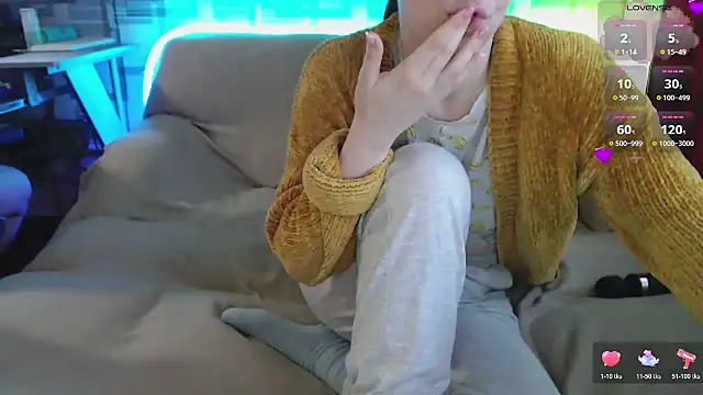 CamBugsBunny online show from February 2026 12:27:01 PM