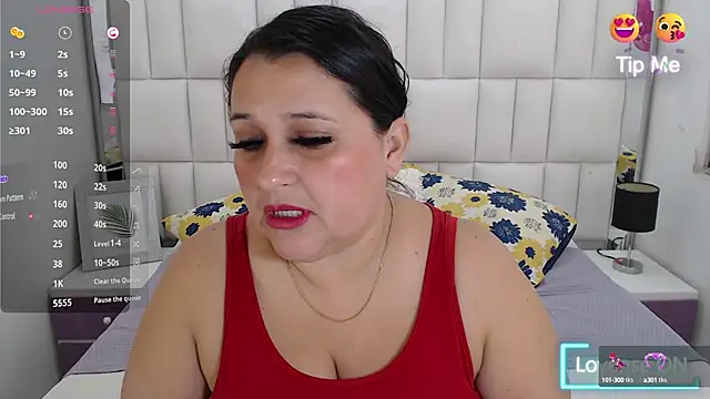 Kerly Doll online show from February 2025 02:33:01 PM