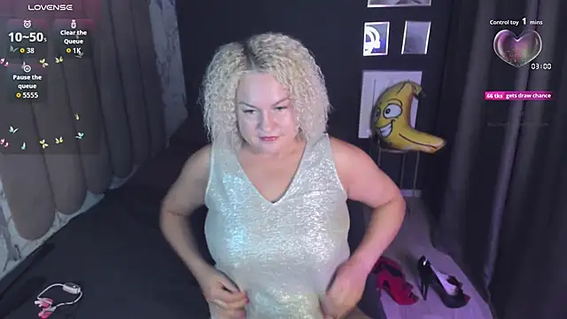 YolandaKiss online show from September 2025 05:08:02 AM