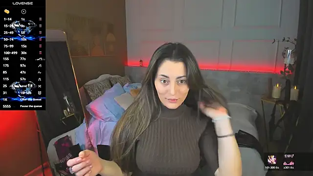 KylieMellow online show from May 2026 05:37:02 AM