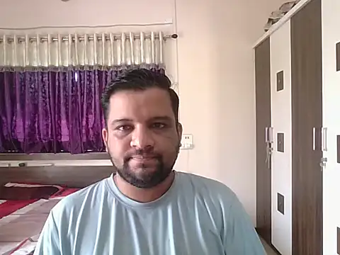 Snapshot of dhruv_love chatting on September 2025 04:03:01 AM dhruv love online show from September 2025 04:03:01 AM