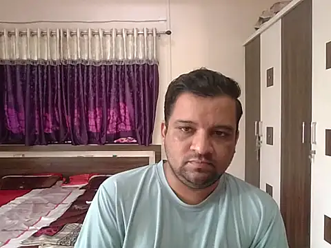 Snapshot of dhruv_love chatting on October 2025 04:11:01 AM dhruv love online show from October 2025 04:11:01 AM