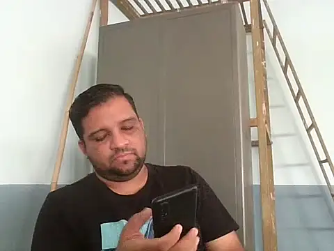 Snapshot of dhruv_love chatting on May 2026 05:02:02 AM dhruv love online show from May 2026 05:02:02 AM