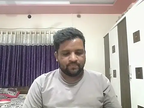 Snapshot of dhruv_love chatting on May 2026 01:50:01 PM dhruv love online show from May 2026 01:50:01 PM