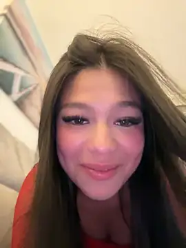 Snapshot of Alyshanon18 chatting on February 2025 10:32:01 PM Alyshanon18 online show from February 2025 10:32:01 PM