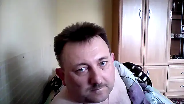 Snapshot of Novy73 chatting on May 2026 12:04:02 PM Novy73 online show from May 2026 12:04:02 PM