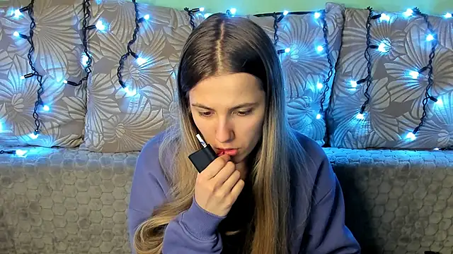 MaggieCake online show from December 2024 12:22:02 AM