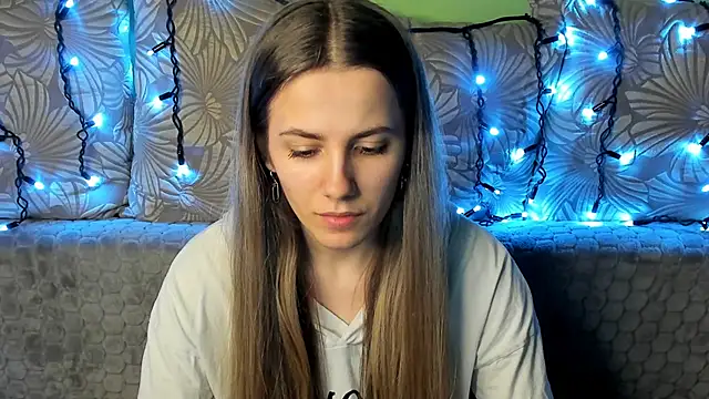 MaggieCake online show from January 2025 01:43:01 AM