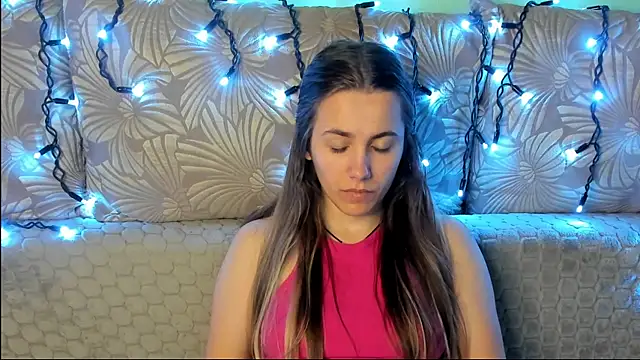 Snapshot of MaggieCake chatting on May 2026 01:36:02 AM MaggieCake online show from May 2026 01:36:02 AM