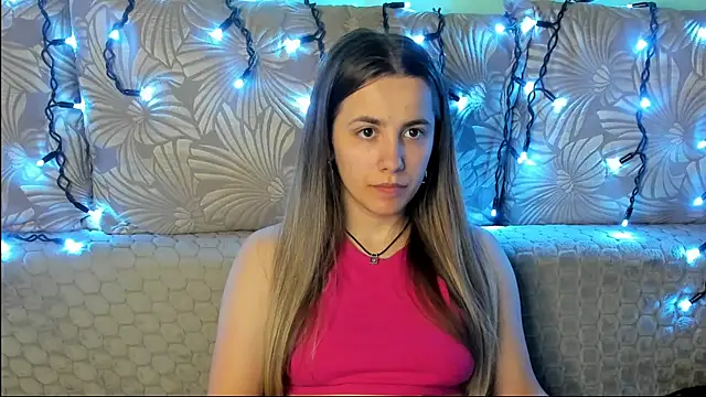 Snapshot of MaggieCake chatting on May 2026 01:14:01 AM MaggieCake online show from May 2026 01:14:01 AM
