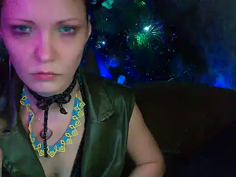 Snapshot of WildMissNiks chatting on December 2024 11:38:02 AM WildMissNiks online show from December 2024 11:38:02 AM