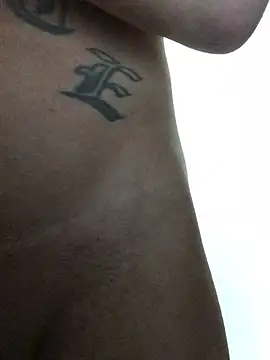 Snapshot of 69RIPsta69 chatting on February 2025 06:17:02 AM 69RIPsta69 online show from February 2025 06:17:02 AM