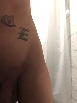 Snapshot of 69RIPsta69 chatting on March 2025 03:02:01 AM 69RIPsta69 online show from March 2025 03:02:01 AM