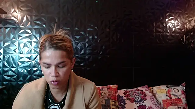 Snapshot of PINK__LOLA1 chatting on June 2026 11:57:01 PM PINK LOLA1 online show from June 2026 11:57:01 PM