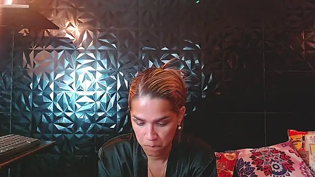 Snapshot of PINK__LOLA1 chatting on June 2026 02:53:01 AM PINK LOLA1 online show from June 2026 02:53:01 AM