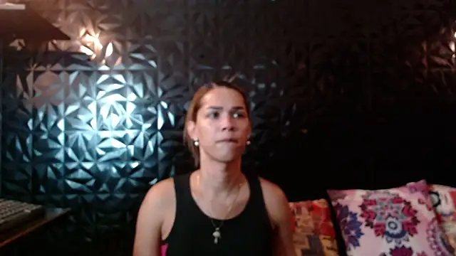 Snapshot of PINK__LOLA1 chatting on June 2026 11:52:01 PM PINK LOLA1 online show from June 2026 11:52:01 PM