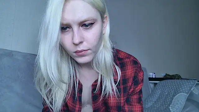 Evelyn rabbit online show from March 2025 11:27:01 AM