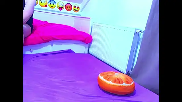 evehotty online show from February 2026 08:05:01 PM