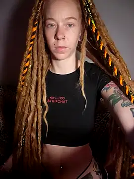 LucidLucy online show from October 2025 09:20:01 AM