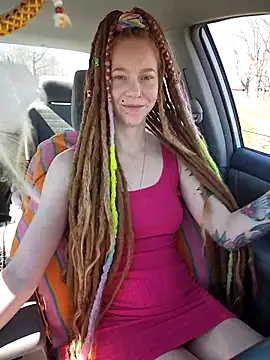 Snapshot of LucidLucy chatting on April 2026 02:48:01 PM LucidLucy online show from April 2026 02:48:01 PM