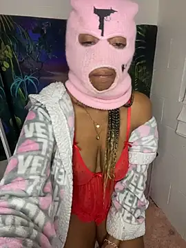 Snapshot of Badjen1027 chatting on November 2025 04:25:01 AM Badjen1027 online show from November 2025 04:25:01 AM