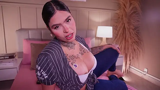 curvyliciousss online show from March 2026 05:15:01 PM