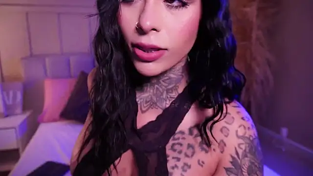 curvyliciousss online show from July 2026 06:39:01 PM