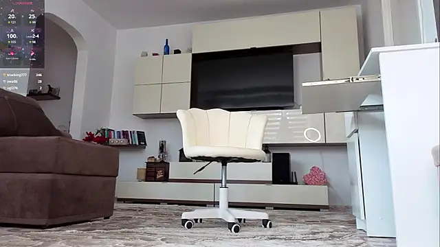 silver eve online show from April 2026 08:34:02 AM