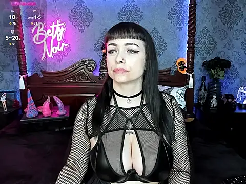 BettyNoir online show from October 2025 06:31:01 PM