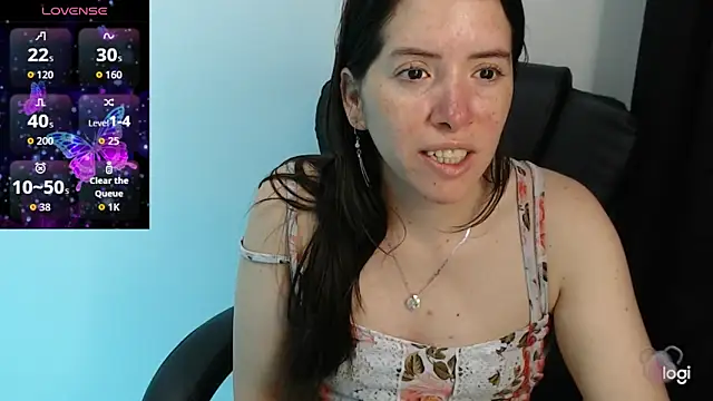 spicey latina online show from September 2025 01:57:02 PM