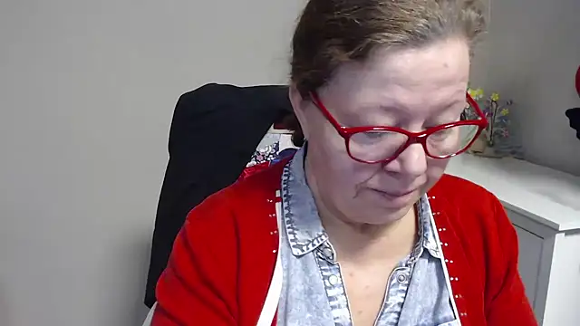 Adelewildx online show from February 2025 04:50:02 AM