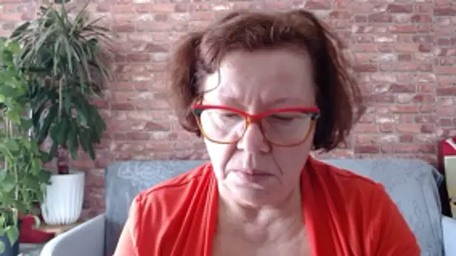 Adelewildx online show from April 2026 09:58:01 AM