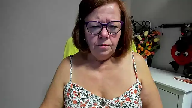 Snapshot of Adelewildx chatting on July 2026 03:15:01 AM Adelewildx online show from July 2026 03:15:01 AM