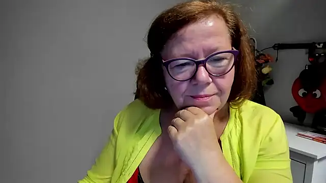 Snapshot of Adelewildx chatting on July 2026 03:24:02 AM Adelewildx online show from July 2026 03:24:02 AM