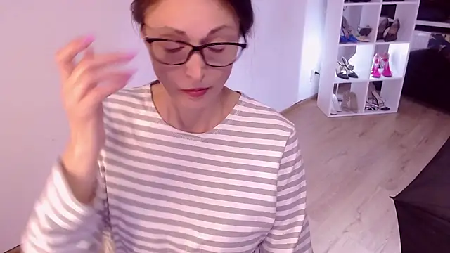 CaringSophie online show from February 2025 02:14:02 PM