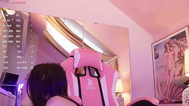 Snapshot of KirstenDanston chatting on March 2025 08:00:01 AM KirstenDanston online show from March 2025 08:00:01 AM