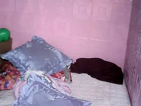 hotpusie 4u online show from September 2025 11:28:02 PM