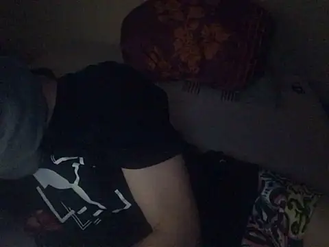 Snapshot of Chris-LE91 chatting on October 2025 12:31:01 AM Chris-LE91 online show from October 2025 12:31:01 AM