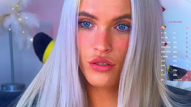 mikkixmeow online show from January 2025 09:55:01 AM