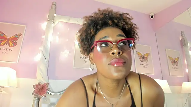 Snapshot of DakotaSexShow chatting on January 2025 10:44:02 PM DakotaSexShow online show from January 2025 10:44:02 PM