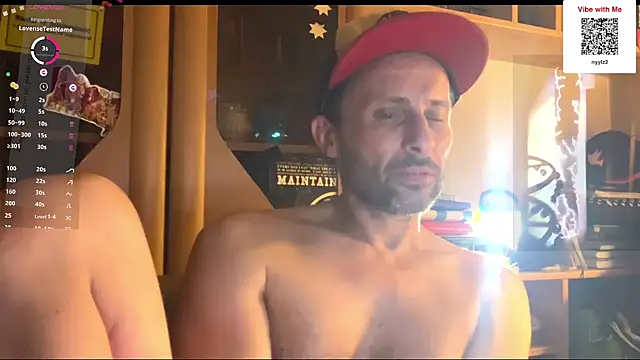 Snapshot of FireFox_Feel chatting on November 2025 04:13:02 AM FireFox Feel online show from November 2025 04:13:02 AM