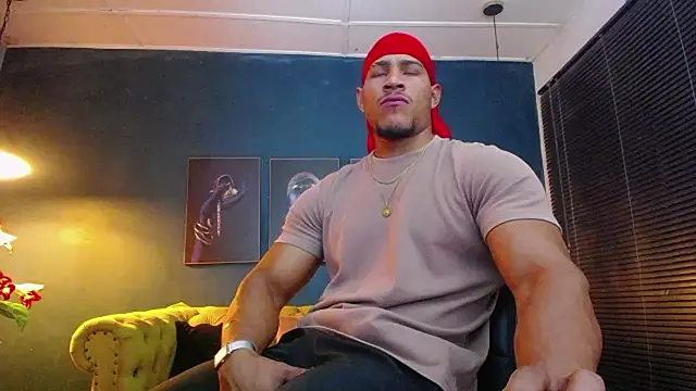 Snapshot of teddyfit19cm chatting on April 2026 01:36:02 AM teddyfit19cm online show from April 2026 01:36:02 AM