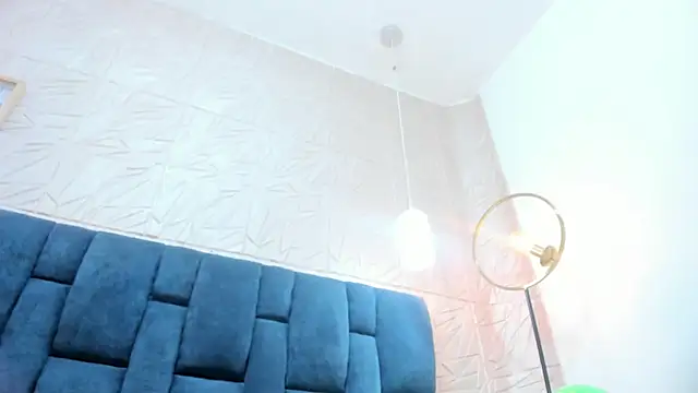 Rebecca Mitchell online show from March 2025 06:00:01 PM