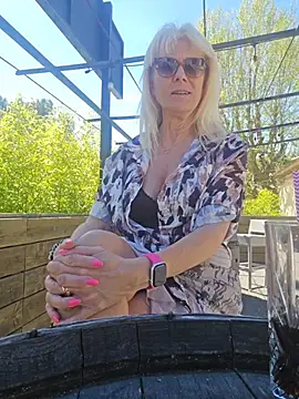 Nathotsexy1 online show from April 2026 09:58:02 AM