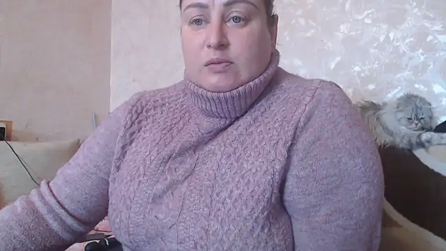 Amy August online show from February 2025 10:27:02 AM