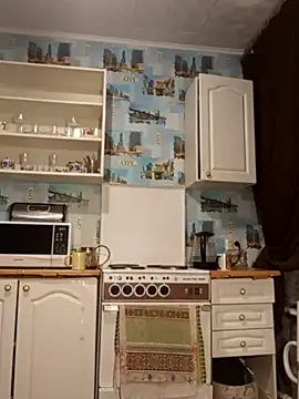 Amy August online show from March 2025 04:21:02 PM