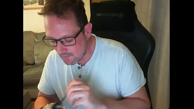 ZebedeePirate online show from February 2025 08:47:02 PM