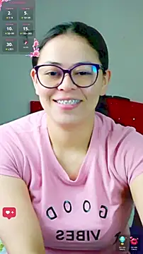 Snapshot of mayhott2 chatting on December 2025 04:05:01 PM mayhott2 online show from December 2025 04:05:01 PM