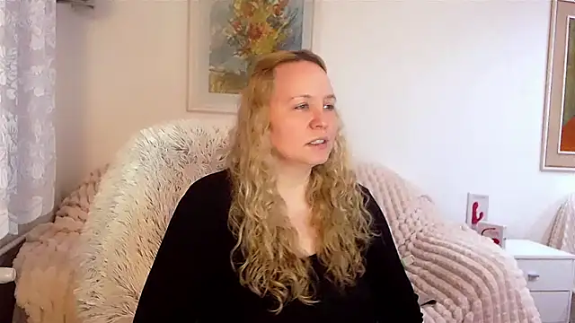 Sarah4you online show from January 2025 09:51:02 PM