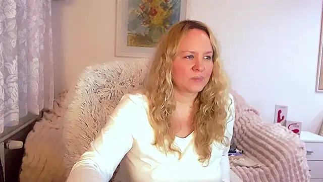 Sarah4you online show from February 2025 12:52:02 AM